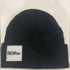 NWOT Behr Bennie hat black